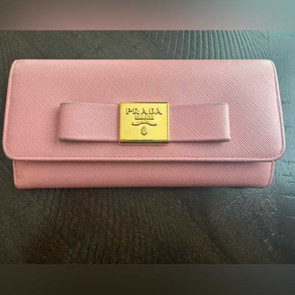 Prada Saffiano Bow Wallet - Picture 1 of 13